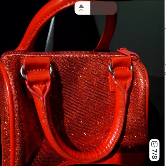 Disney Duo: Purse + Vans Minnie Mouse Sneakers size 3.5 Youth or Woman’s 5.5 - Picture 7 of 8